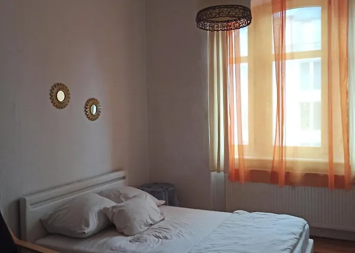 Private Room In A Shared Apartment, Free Parking