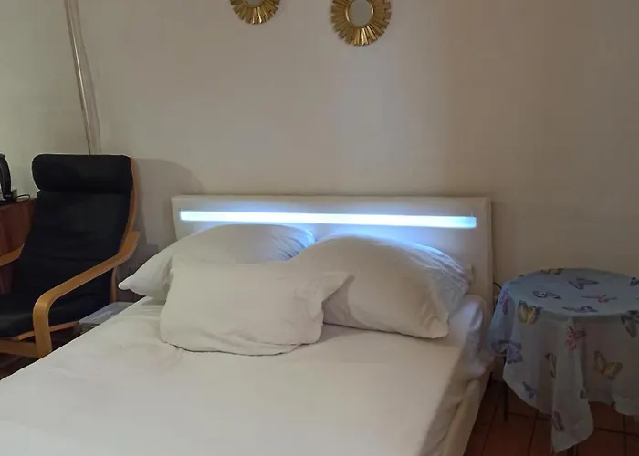 Private Room In A Shared Apartment, Free Parking